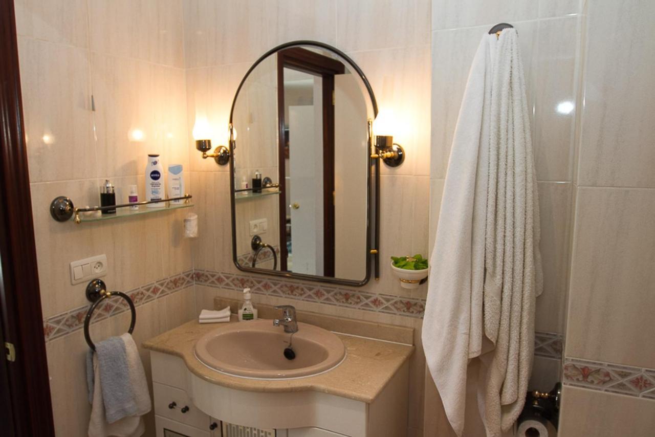 Carihuela Apartment Торемолинос Екстериор снимка