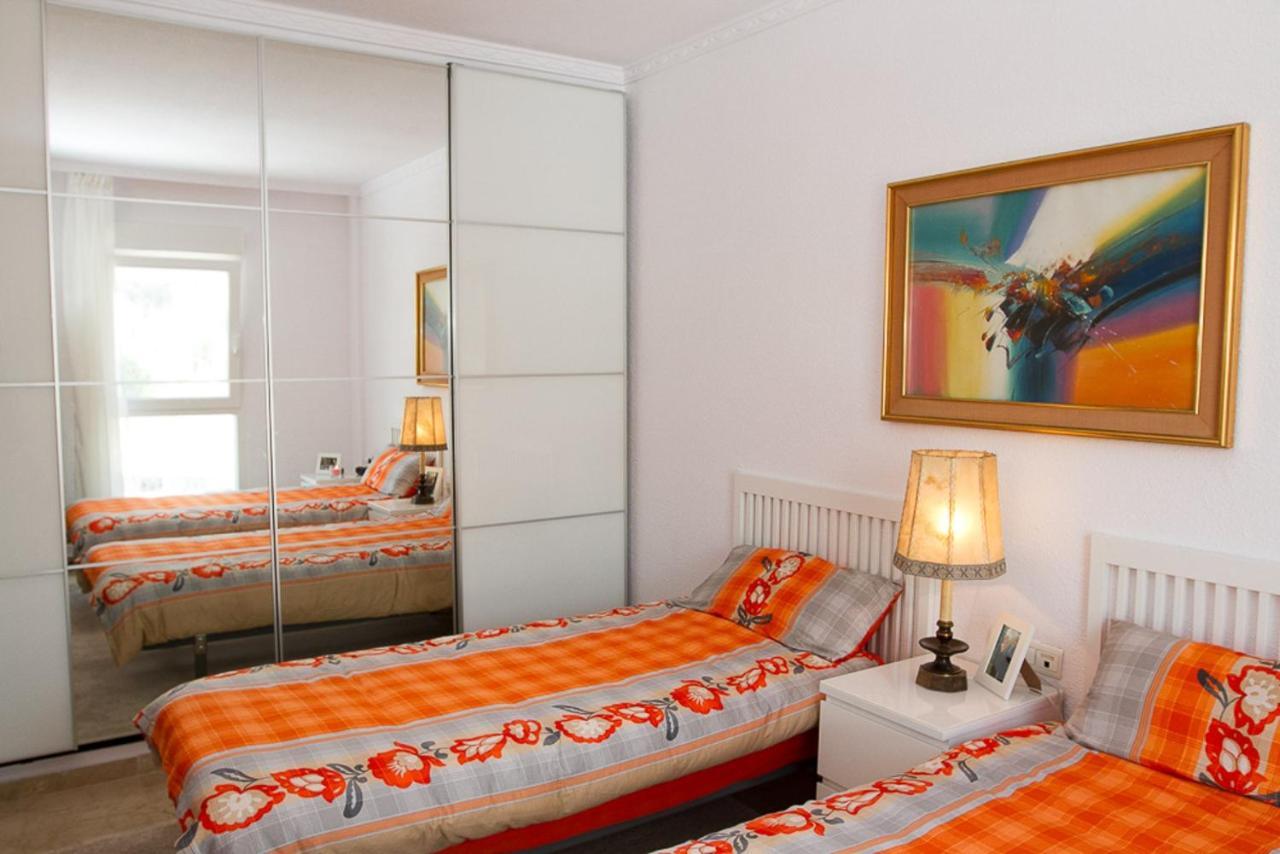 Carihuela Apartment Торемолинос Екстериор снимка